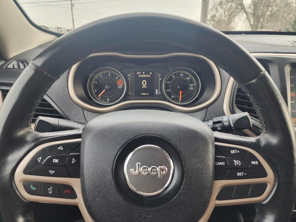 2017 Jeep Cherokee Latitude - Photo 18