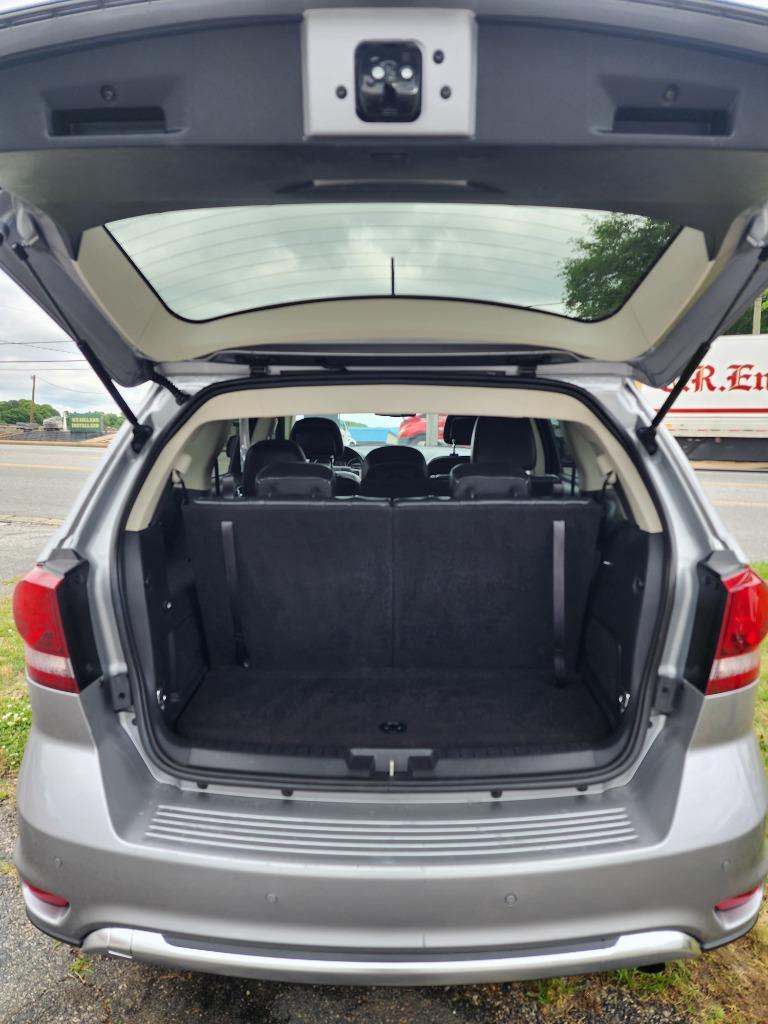 2020 Dodge Journey Crossroad