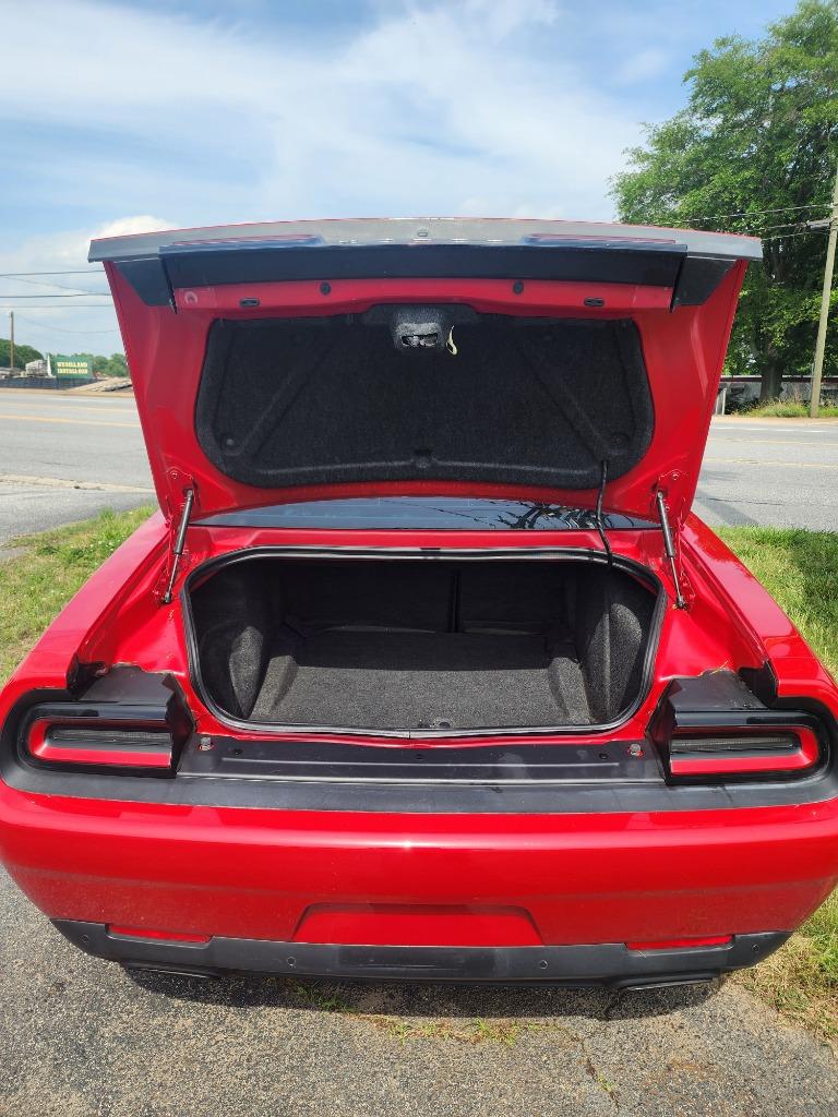 2016 Dodge Challenger SXT