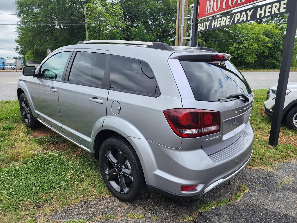 2020 Dodge Journey Crossroad