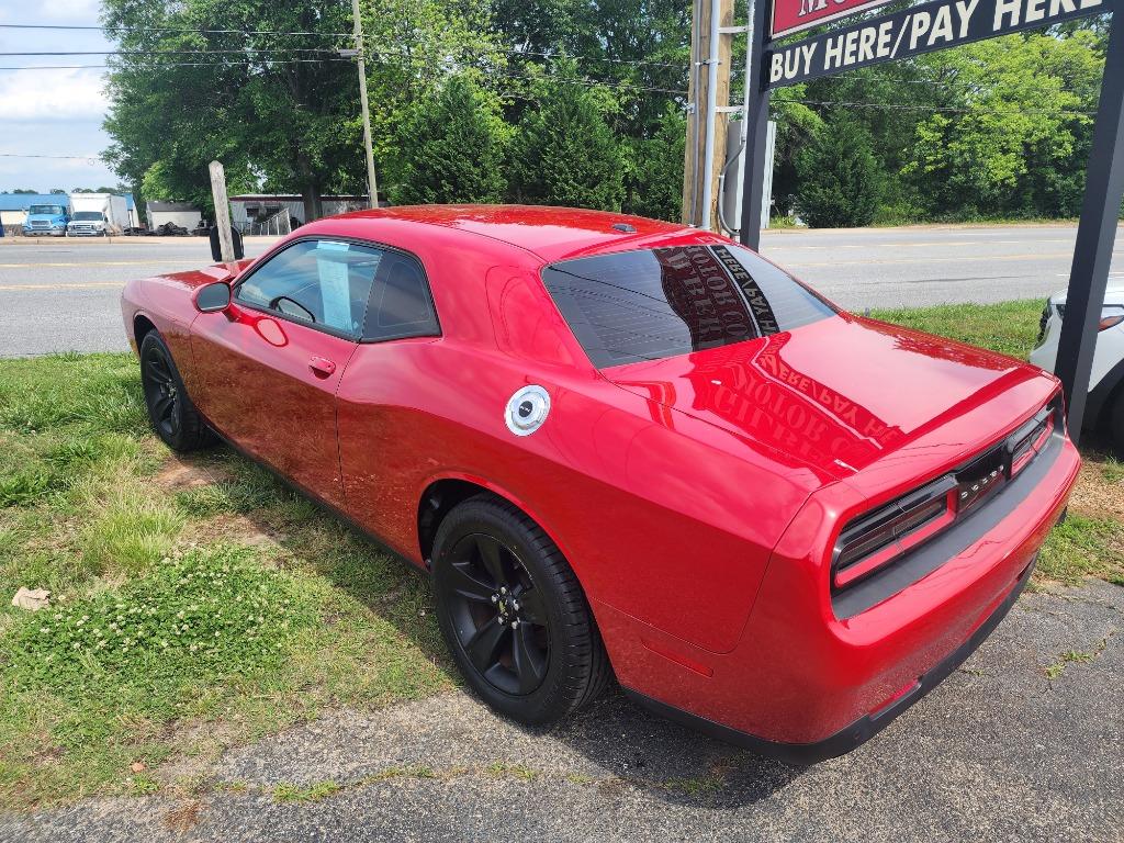 2016 Dodge Challenger SXT