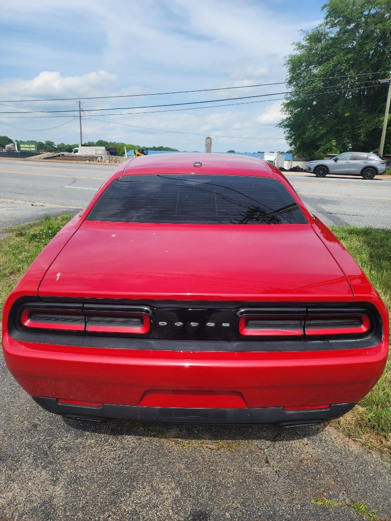 2016 Dodge Challenger SXT