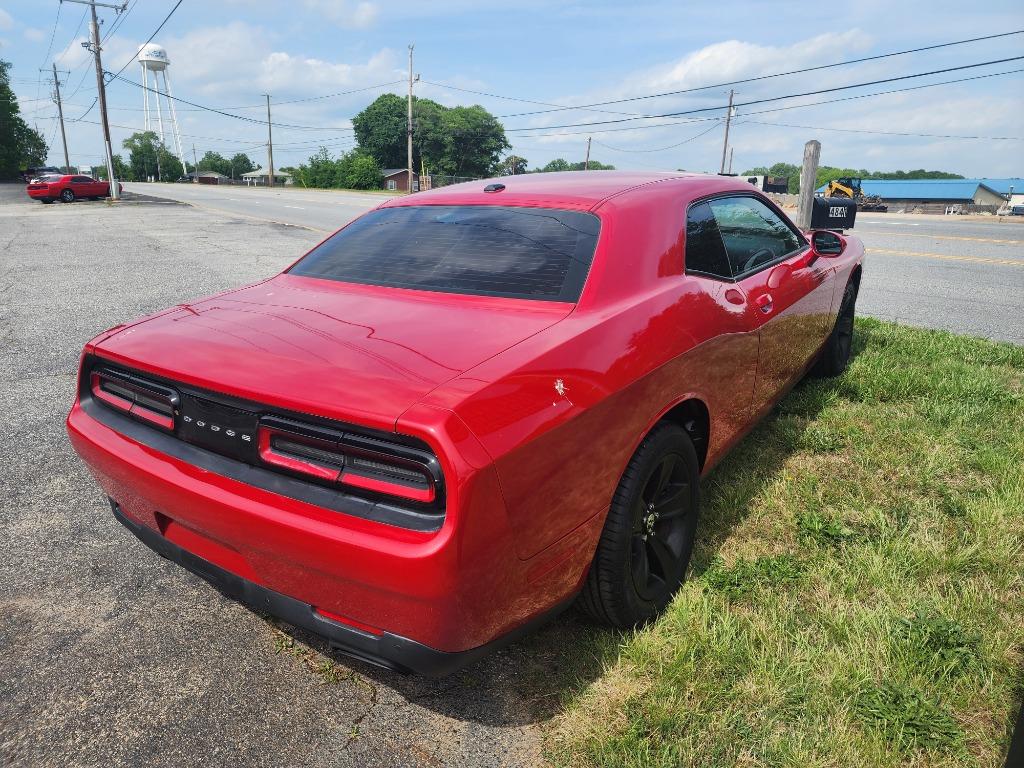 2016 Dodge Challenger SXT