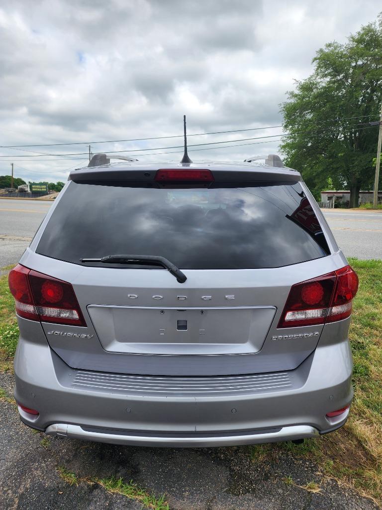 2020 Dodge Journey Crossroad