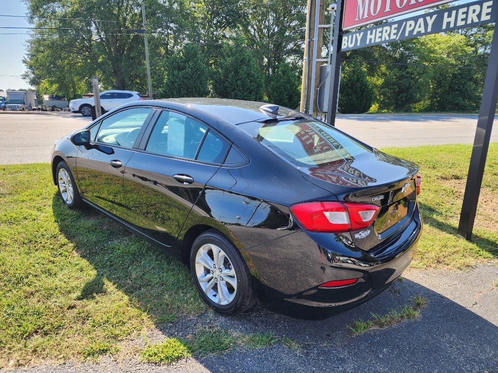 2019 Chevrolet Cruze LS