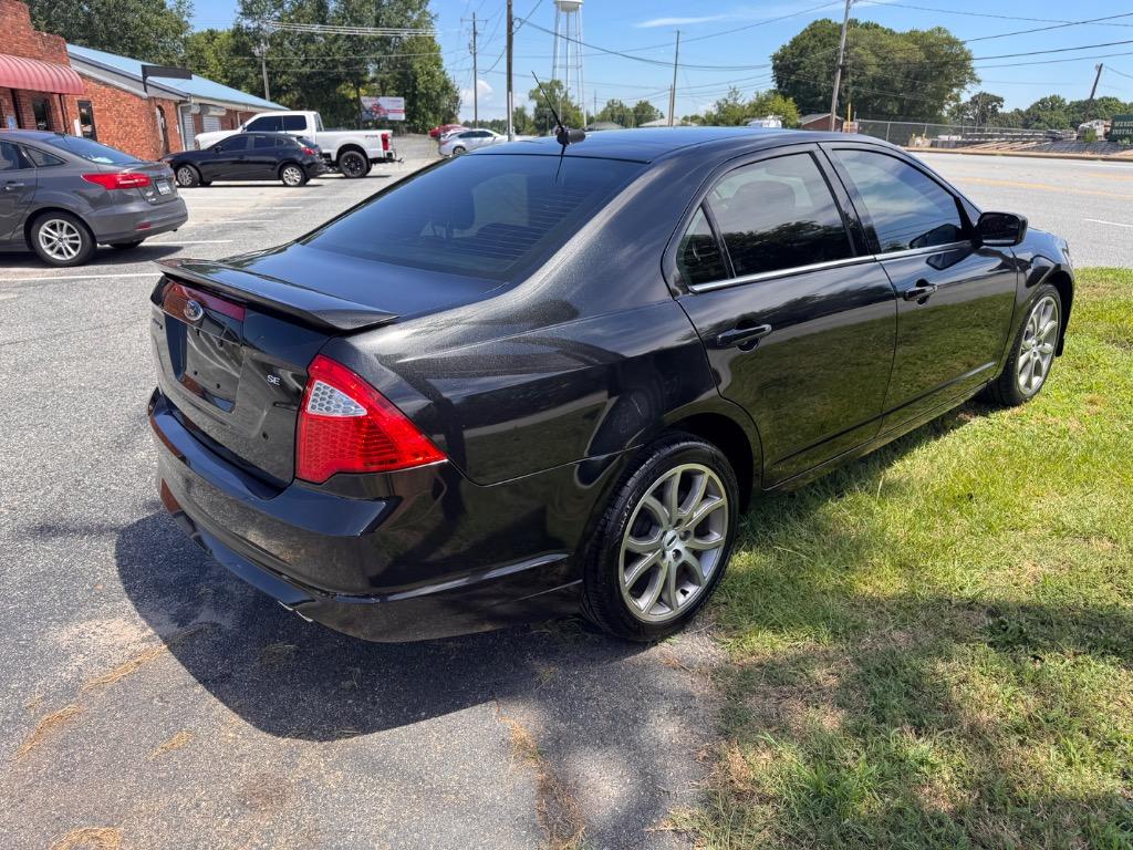 2012 Ford Fusion SE