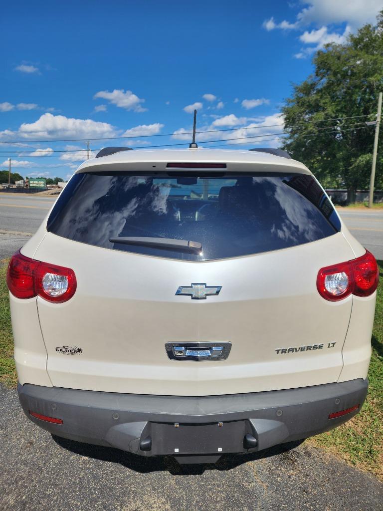 2011 Chevrolet Traverse LT