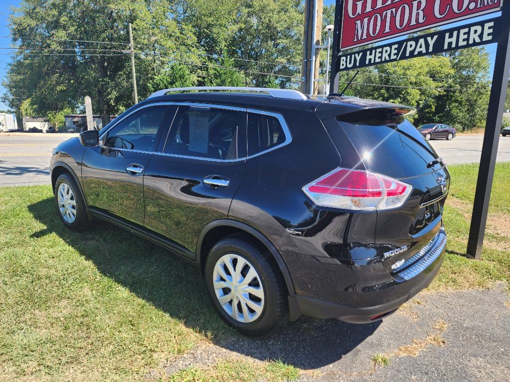 2016 Nissan Rogue SV