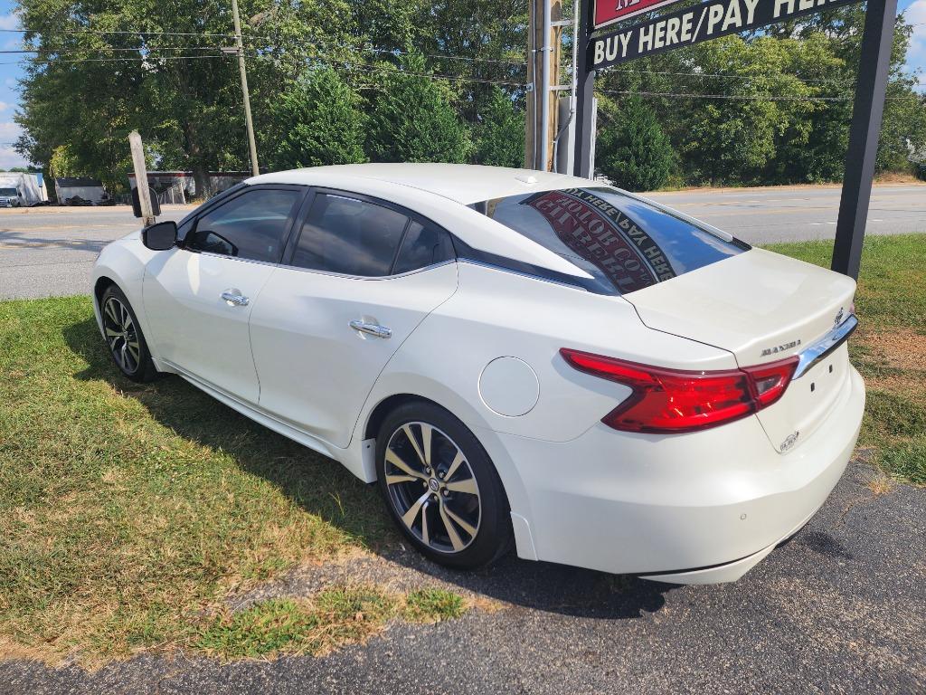 2016 Nissan Maxima SV