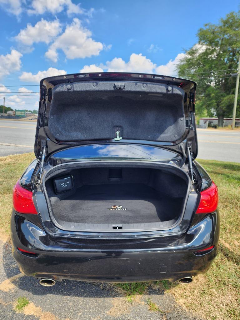 2014 Infiniti Q50 Premium