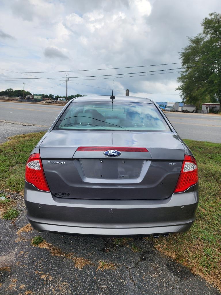 2012 Ford Fusion SE