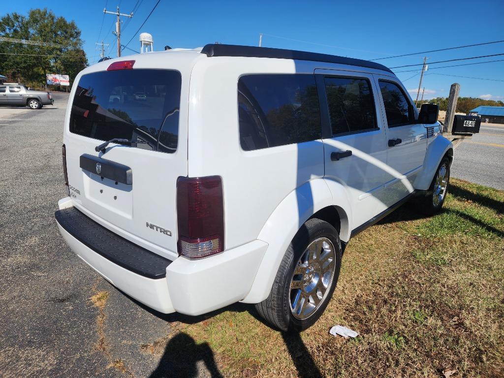 2011 Dodge Nitro Heat