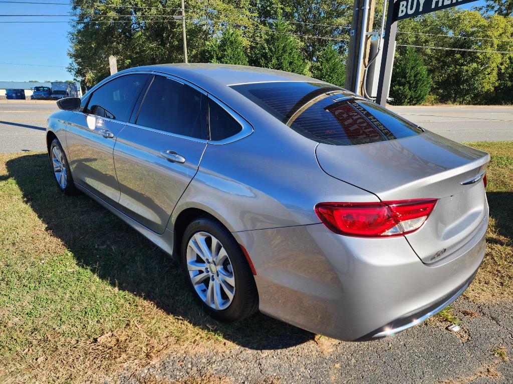2016 Chrysler 200 Limited