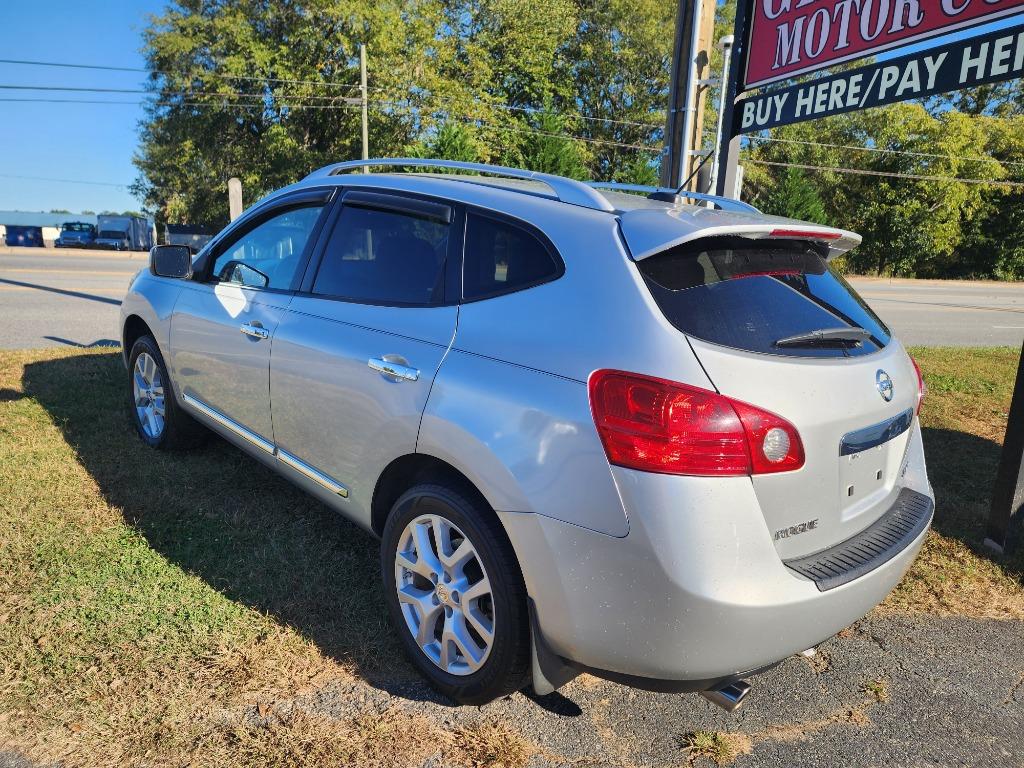 2011 Nissan Rogue SV