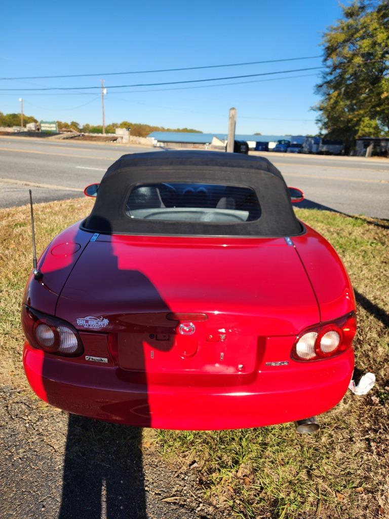 2003 Mazda MX-5 Miata Base