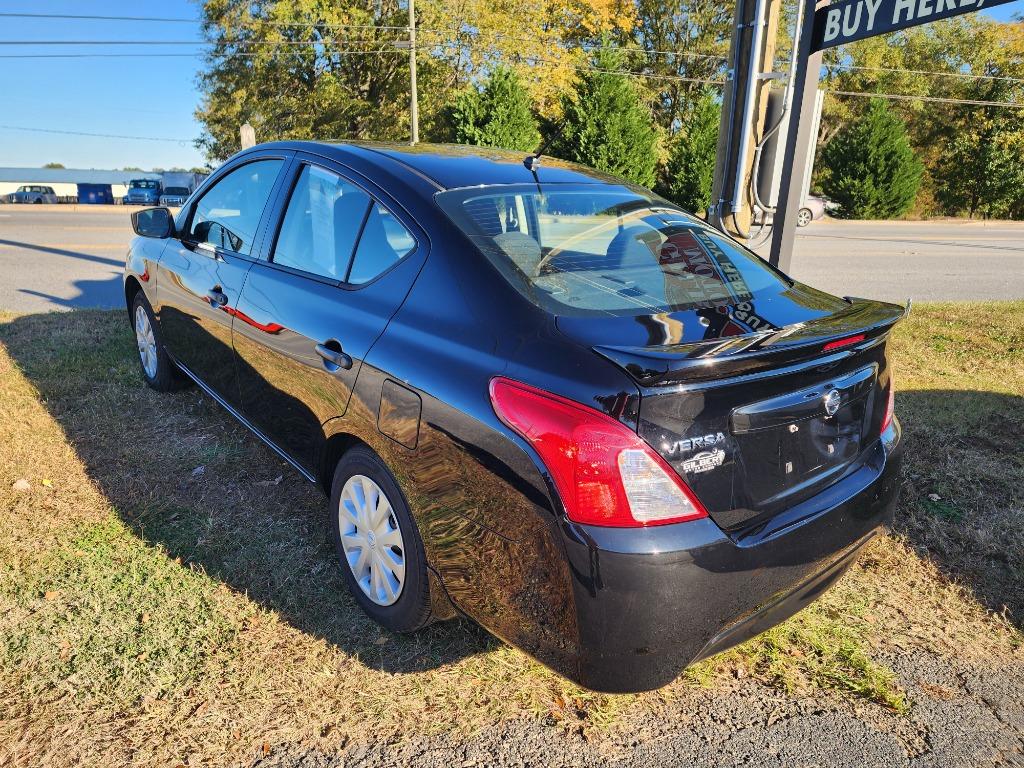 2018 Nissan Versa S Plus