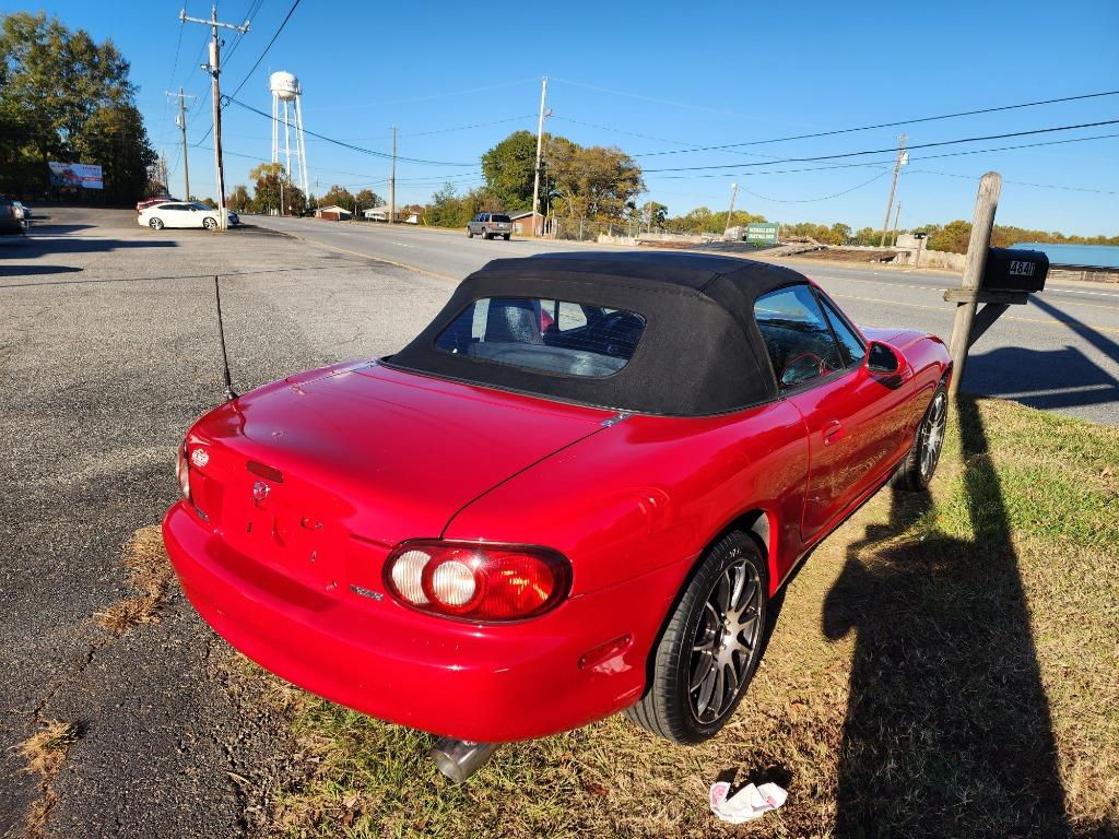 2003 Mazda MX-5 Miata Base
