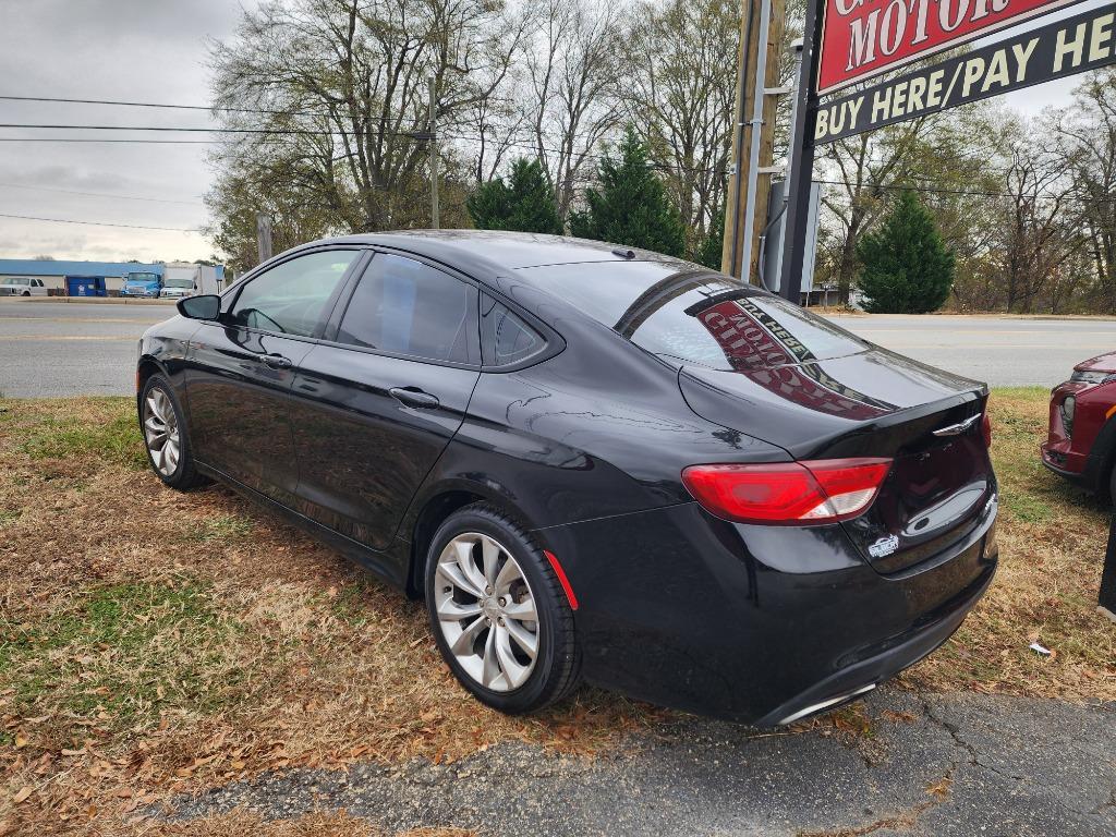 2015 Chrysler 200 S