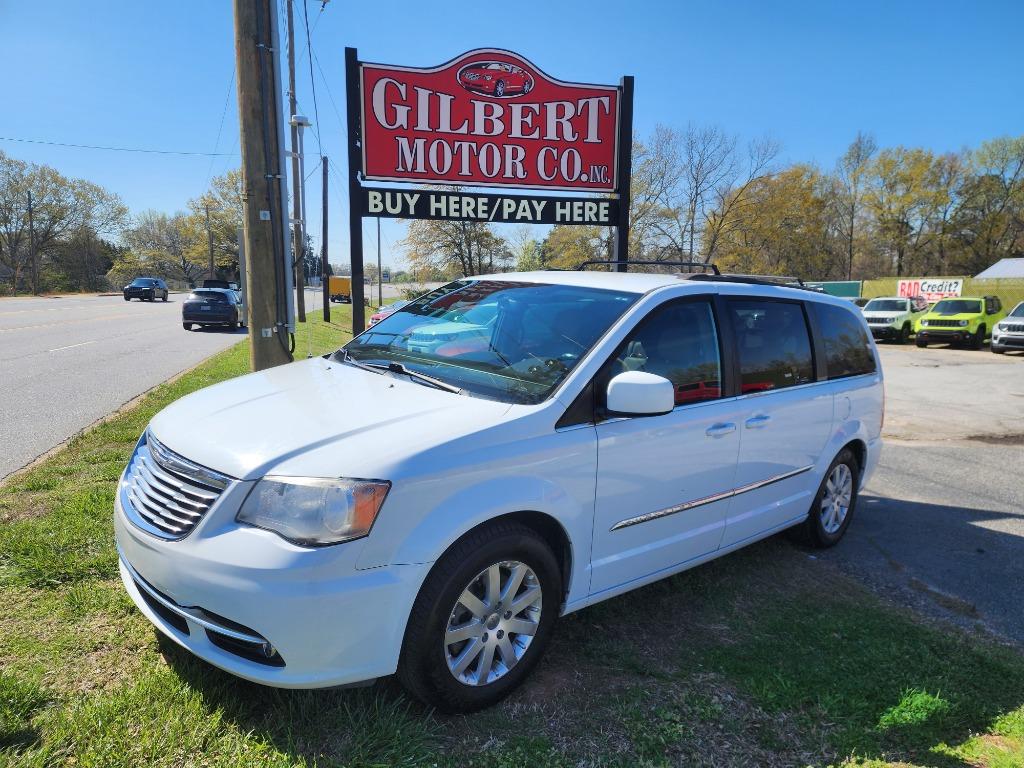 2016 Chrysler Town & Country Touring